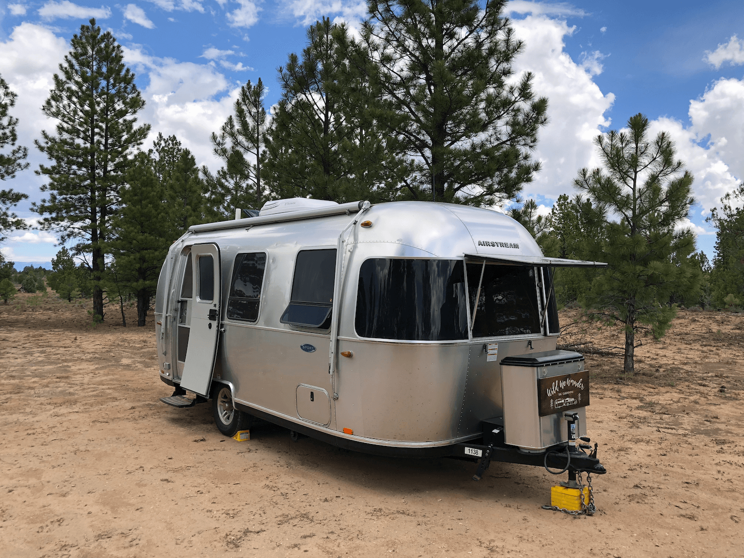 airstream-bambi-22fb-boondocking